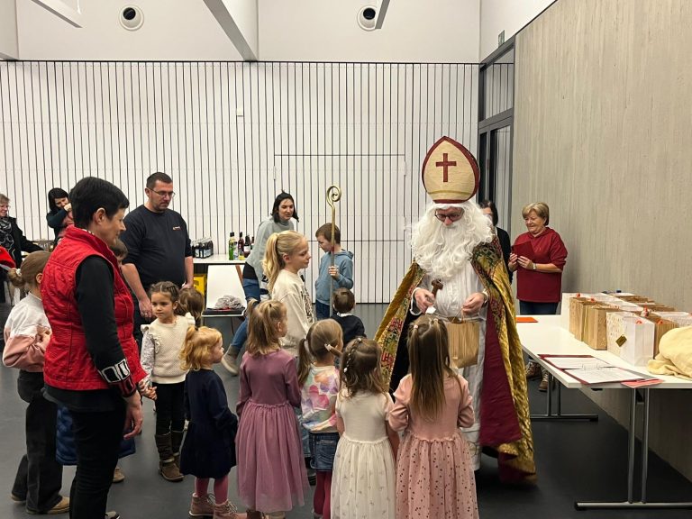 Nikolausbesuch bei der Feuerwehr